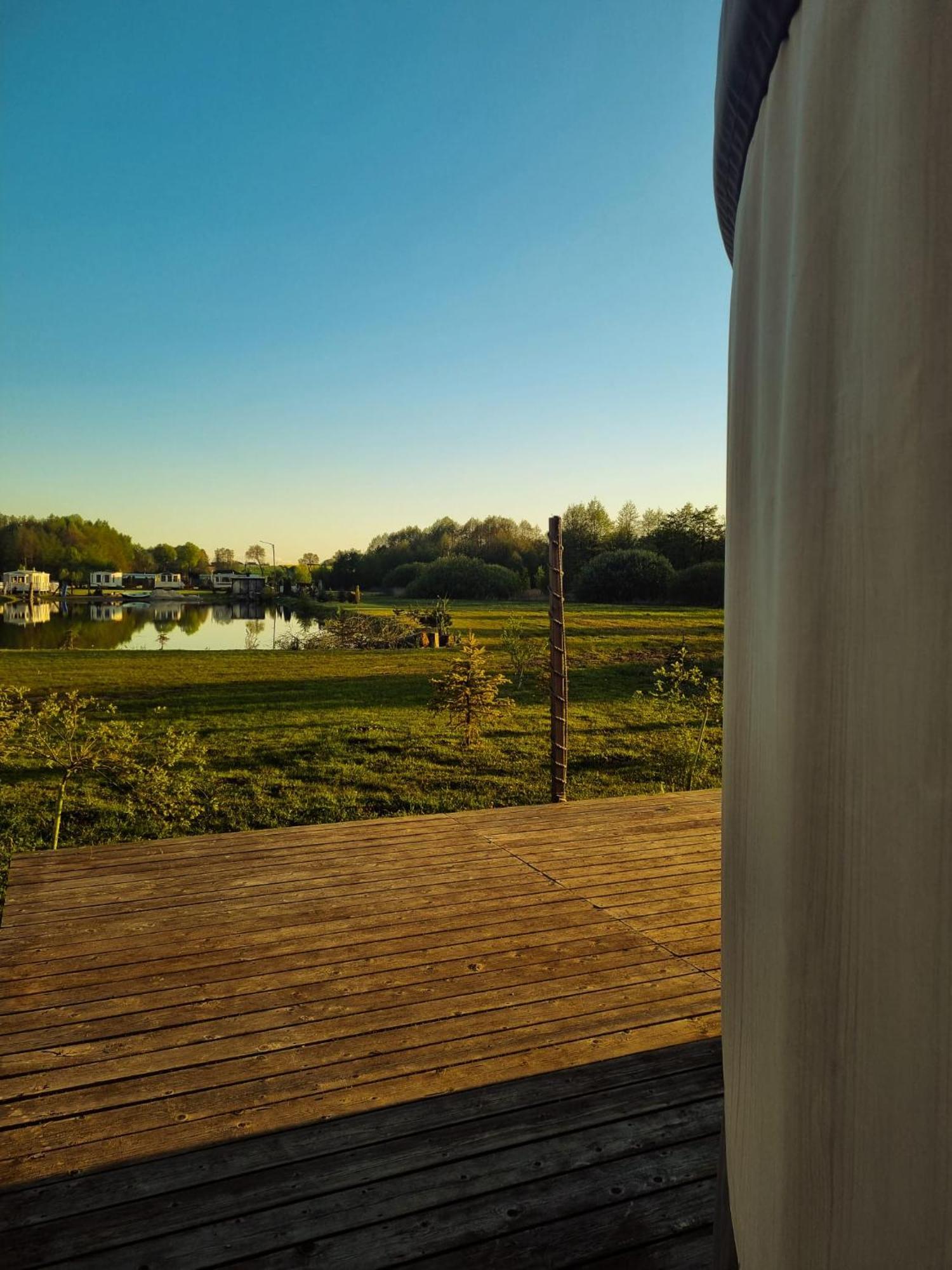 Jurty Glamping Hotel Gostynin Exterior photo