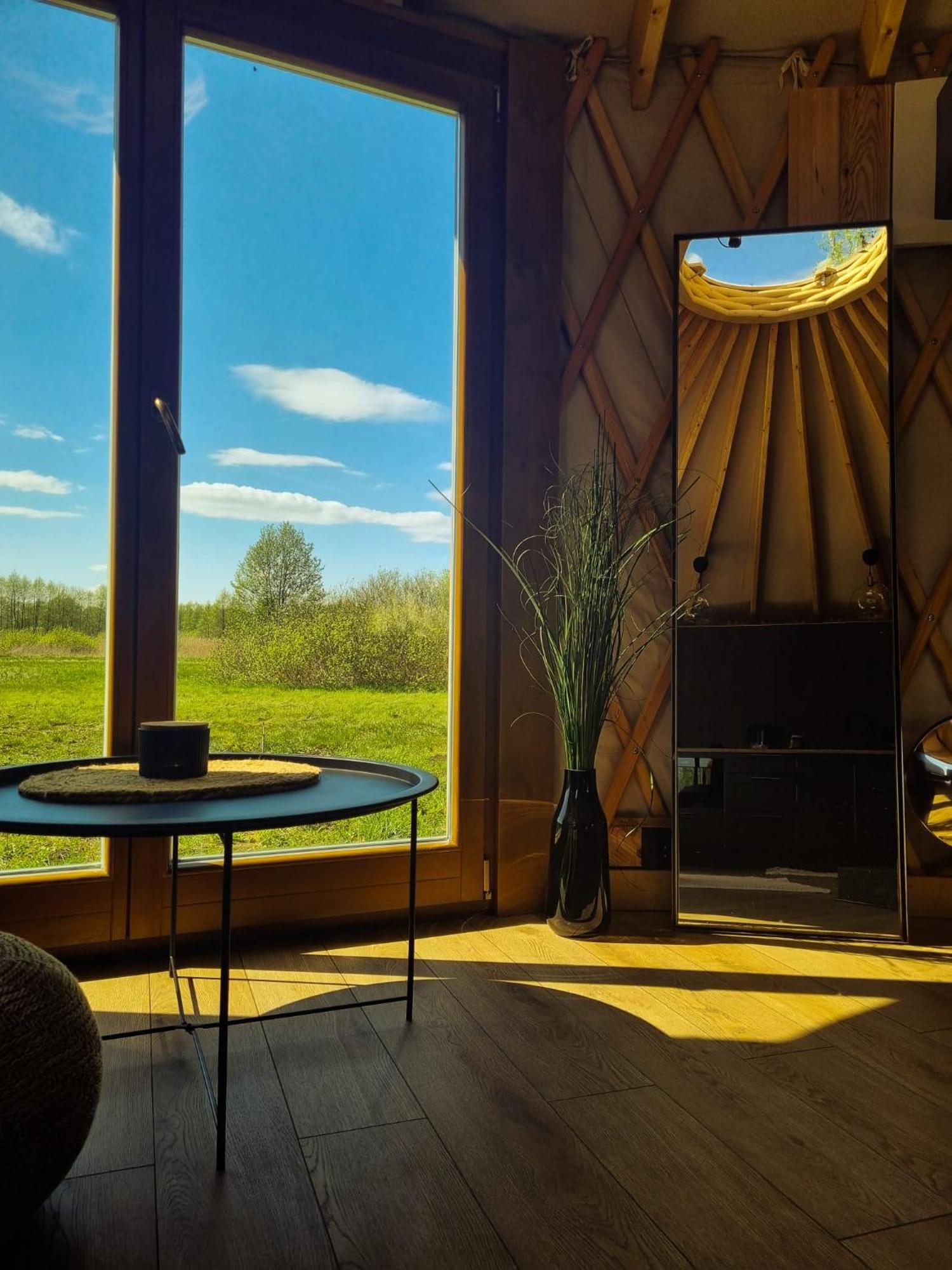 Jurty Glamping Hotel Gostynin Exterior photo